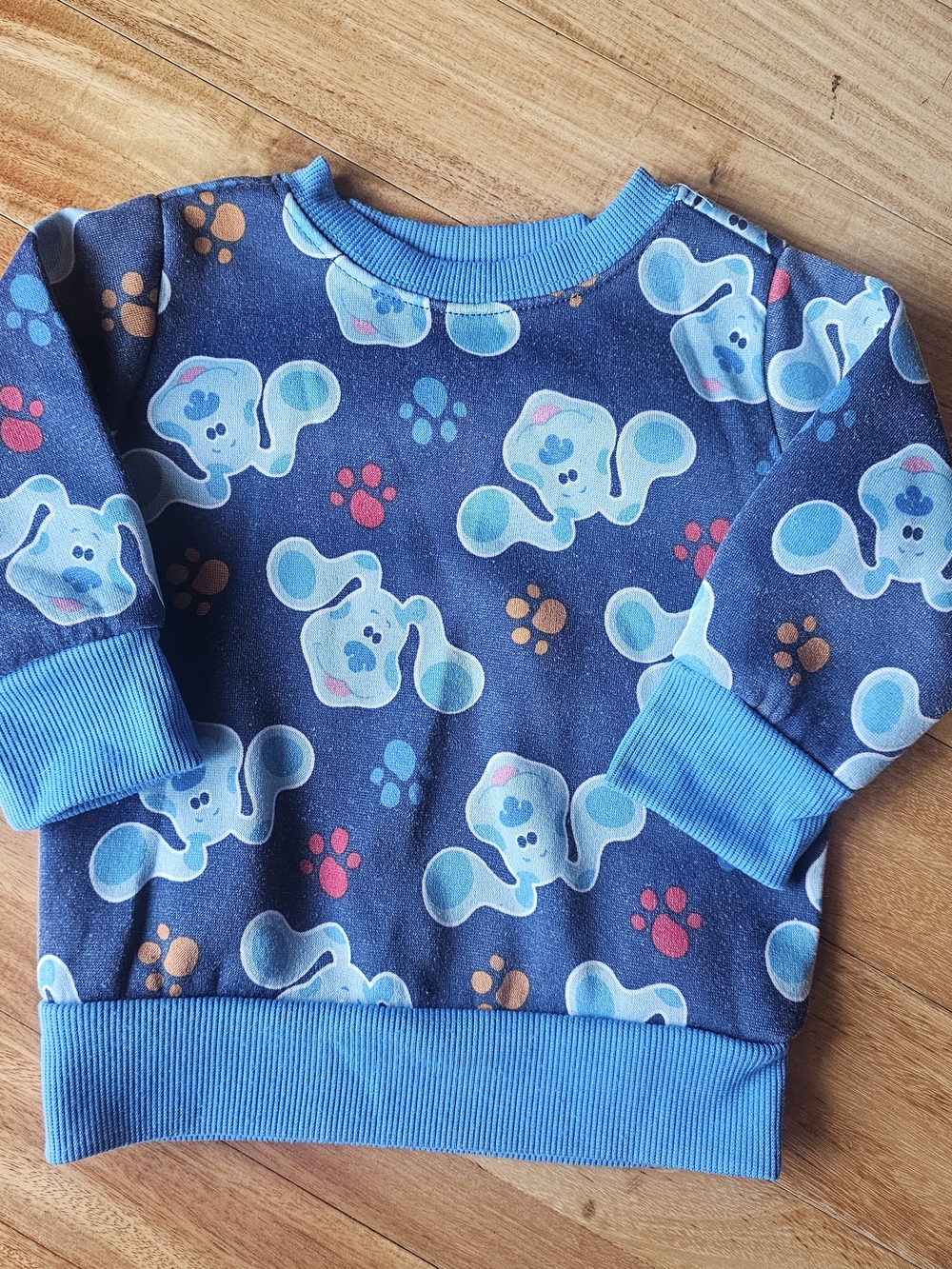 Blues Clues All Over Print Crew Neck Sweat Shirt Size 12 Months